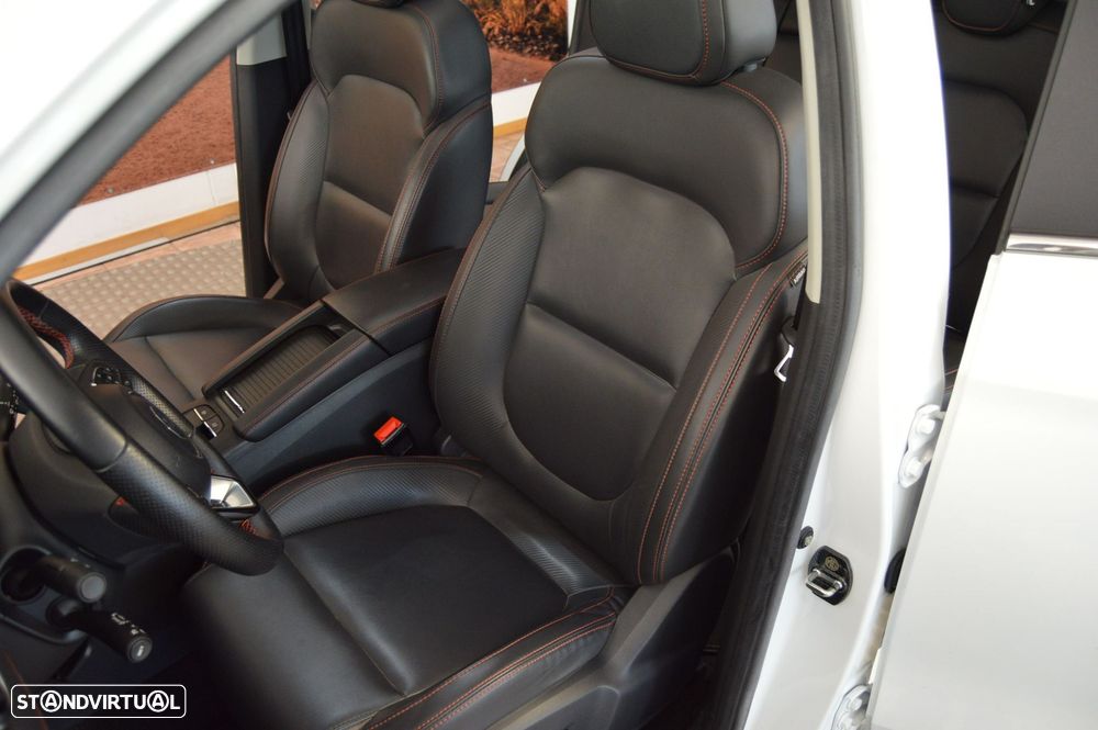 MG ZS EV 72.6 kWh Luxury - 21