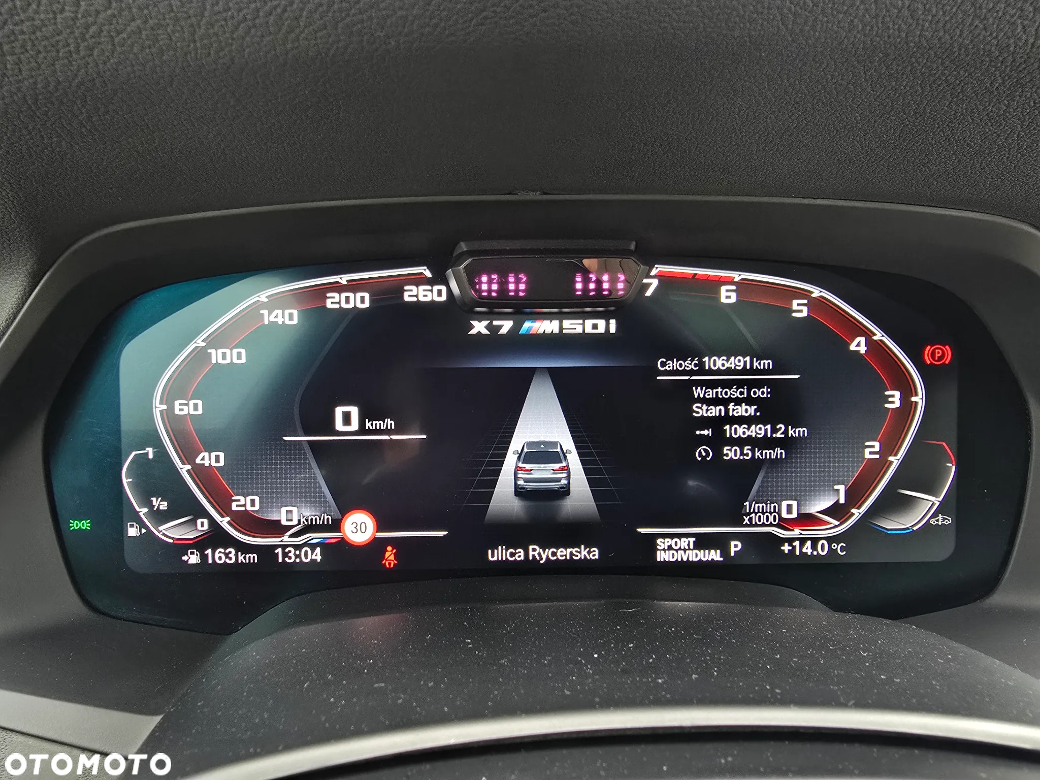 BMW X7 M50i sport - 33