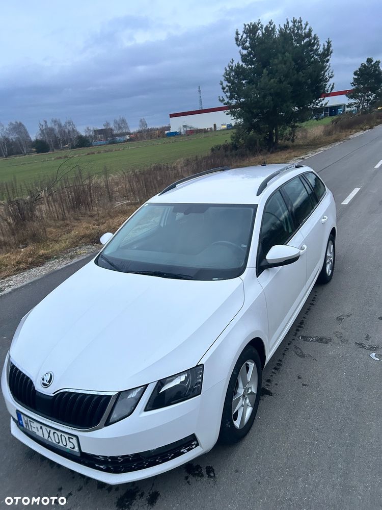 Skoda Octavia 1.6 TDI Ambition - 16