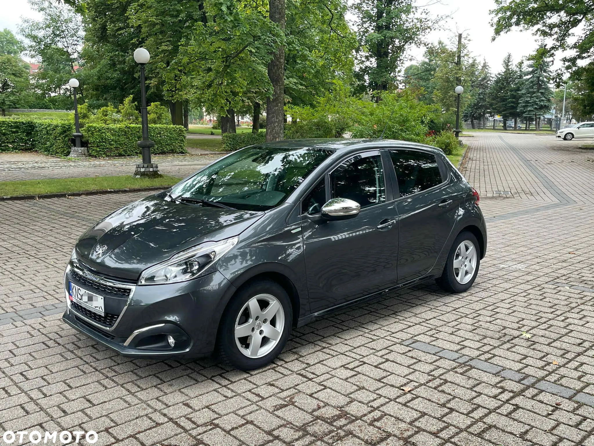 Peugeot 208 1.2 PureTech Allure - 23