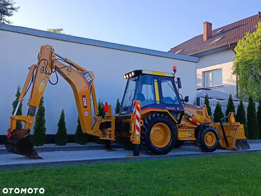 Caterpillar 428 B - 11