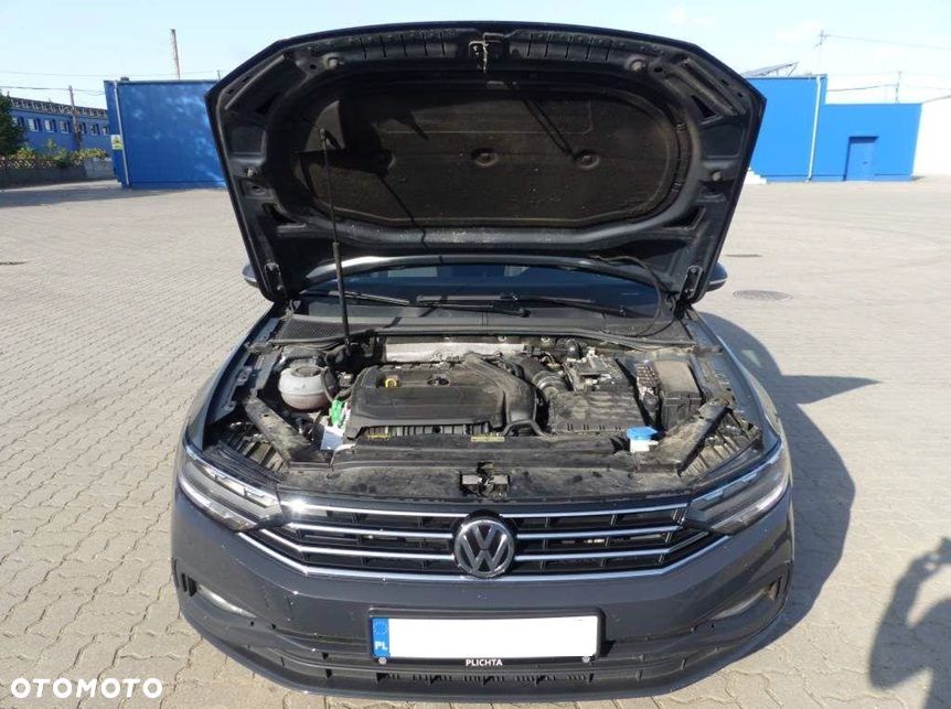 Volkswagen Passat 1.5 TSI EVO Business - 9
