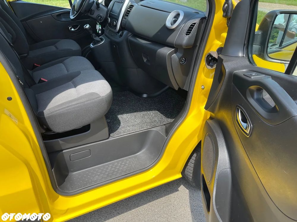 Renault Trafic - 30