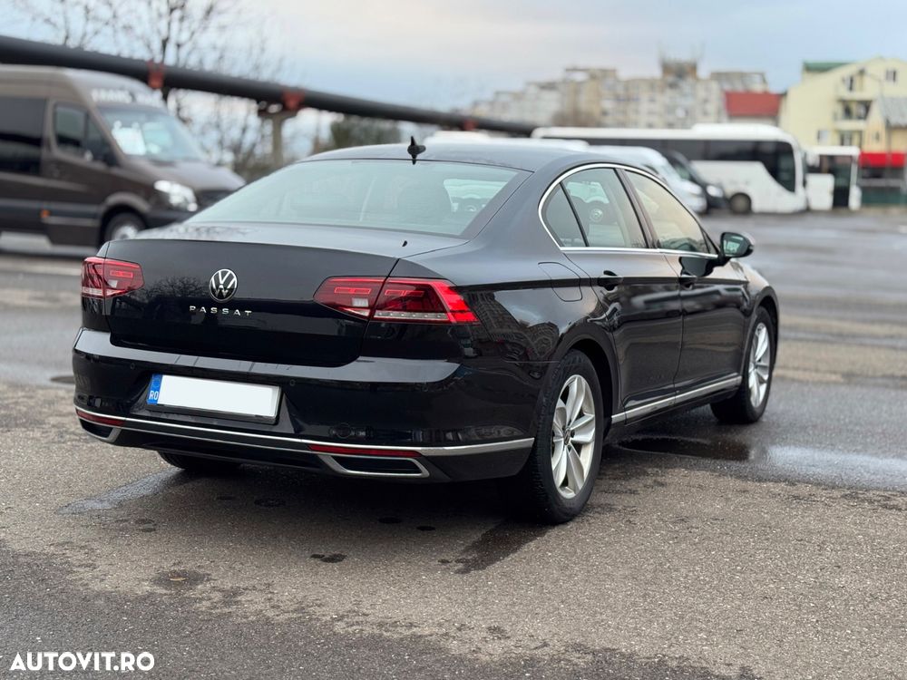 Volkswagen Passat 2.0 TDI DSG Highline - 7