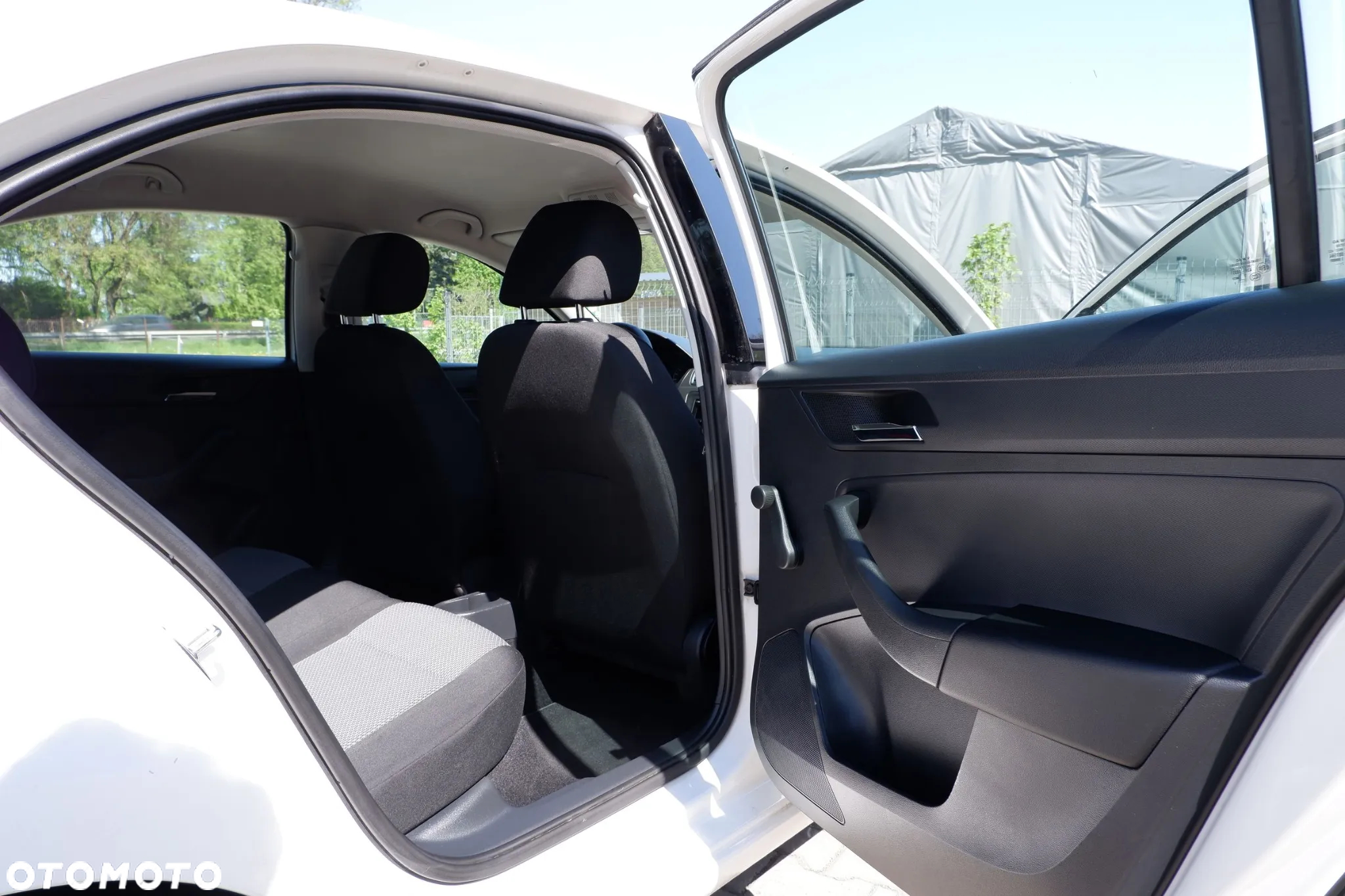 Seat Toledo 1.6 TDI DPF Ecomotive Reference Salsa - 11
