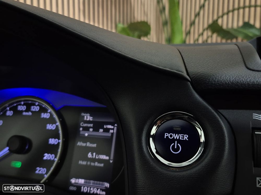 Lexus CT 200h F Sport+ - 27