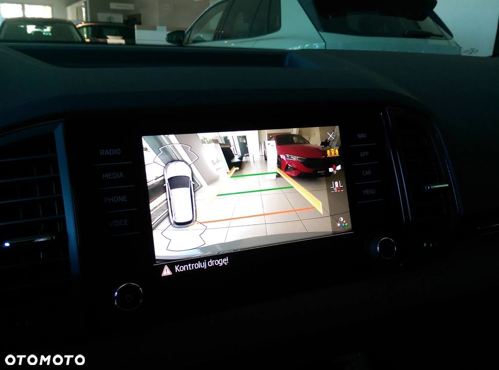 Skoda Karoq 1.5 TSI ACT Sportline DSG - 11