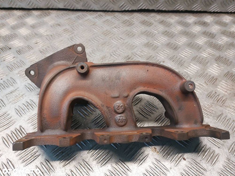 KOLEKTOR WYDECHOWY CITROEN C5 I 3.0 V6 - 1