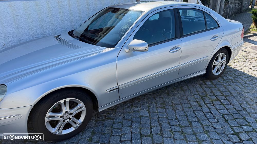 Mercedes-Benz E 220 - 8