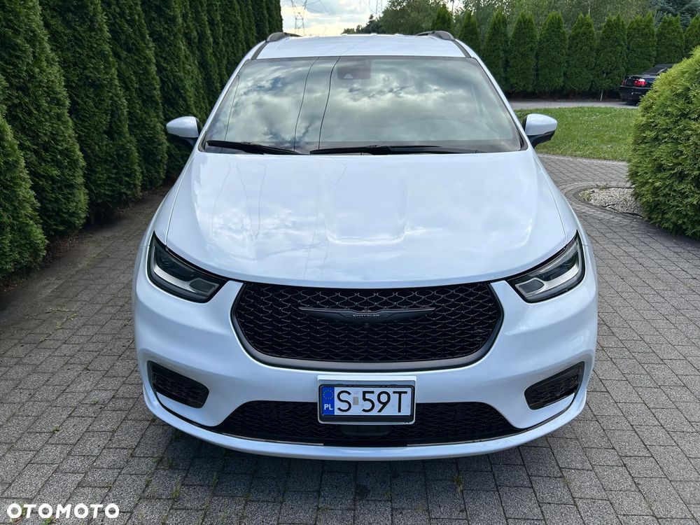 Chrysler Pacifica - 26