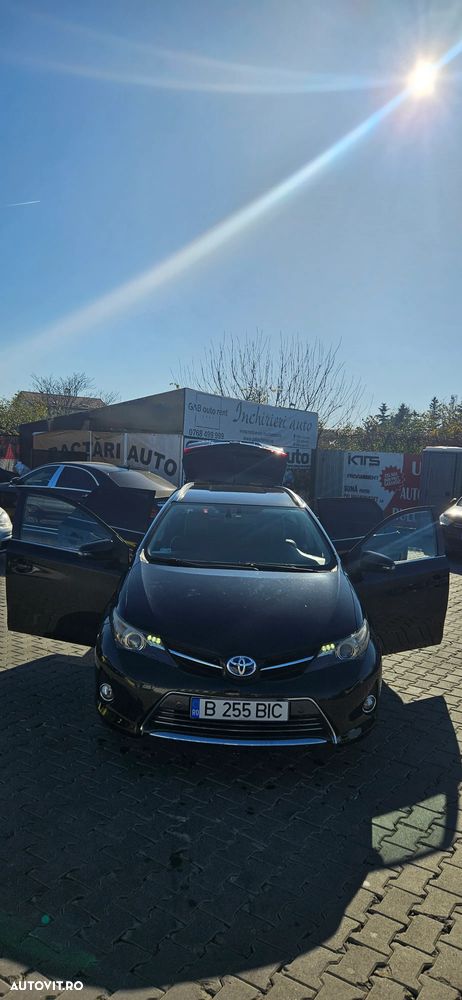 Toyota Auris - 1