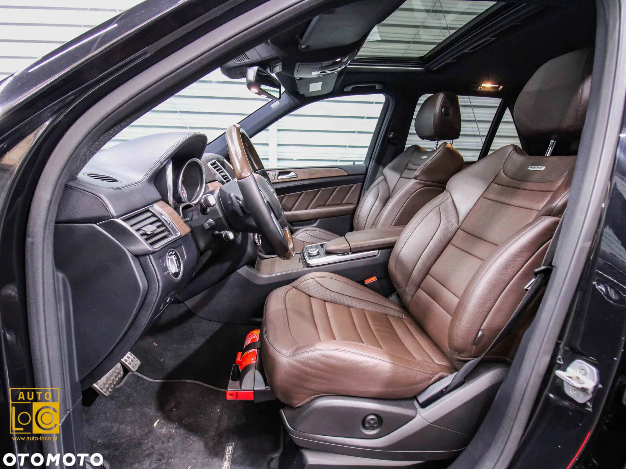 Mercedes-Benz ML 63 AMG 4-Matic - 12