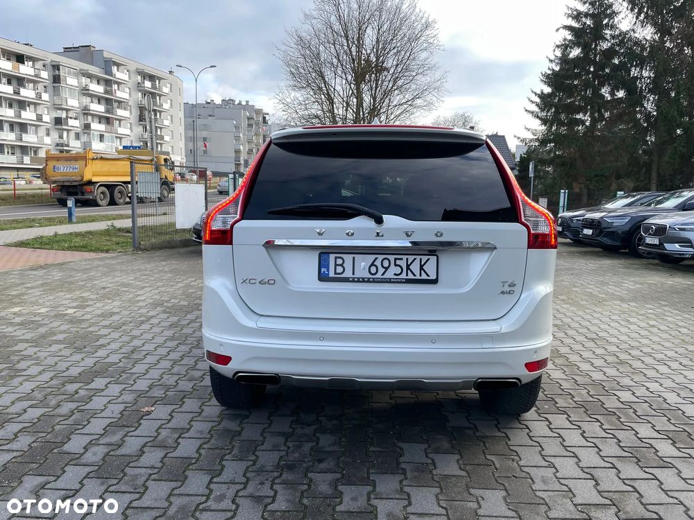 Volvo XC 60 T6 AWD Geartronic Summum - 14