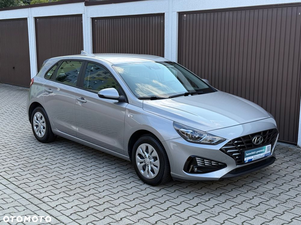 Hyundai i30 1.5 DPI Classic + - 27