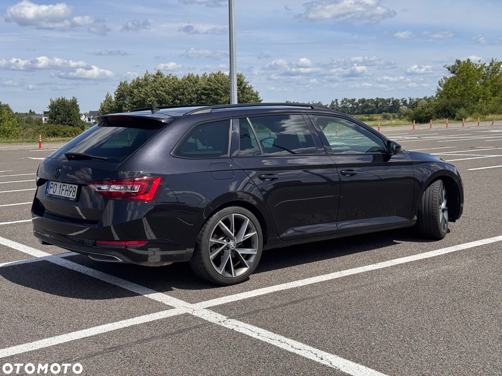 Skoda Superb 2.0 TSI Sportline DSG - 8