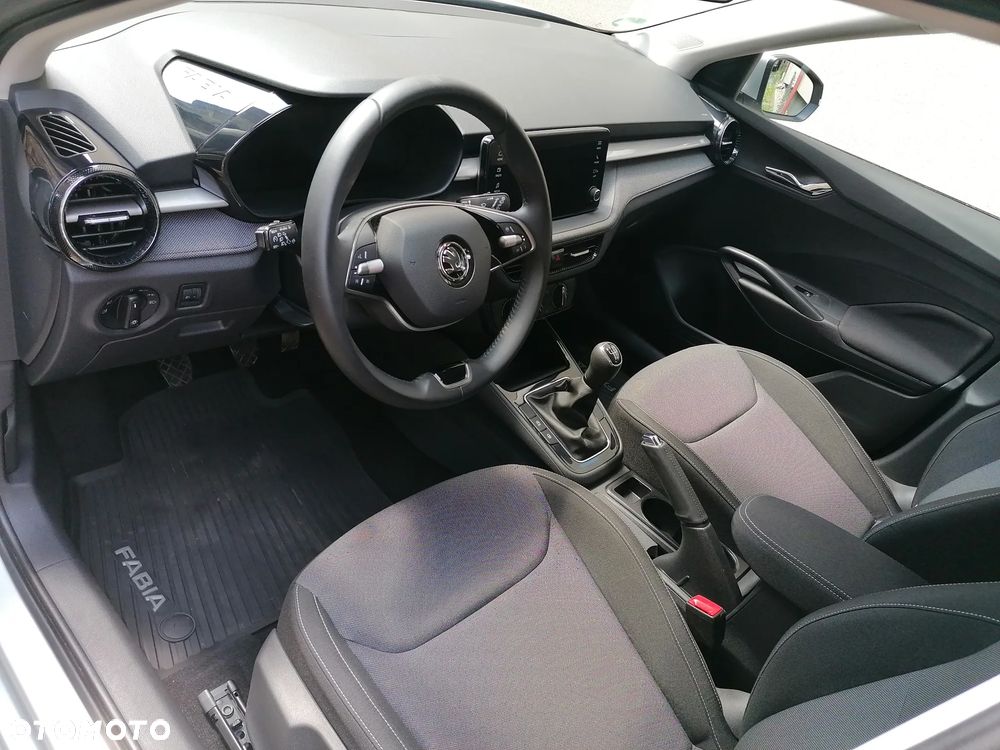 Skoda Fabia 1.0 TSI Ambition Plus - 13
