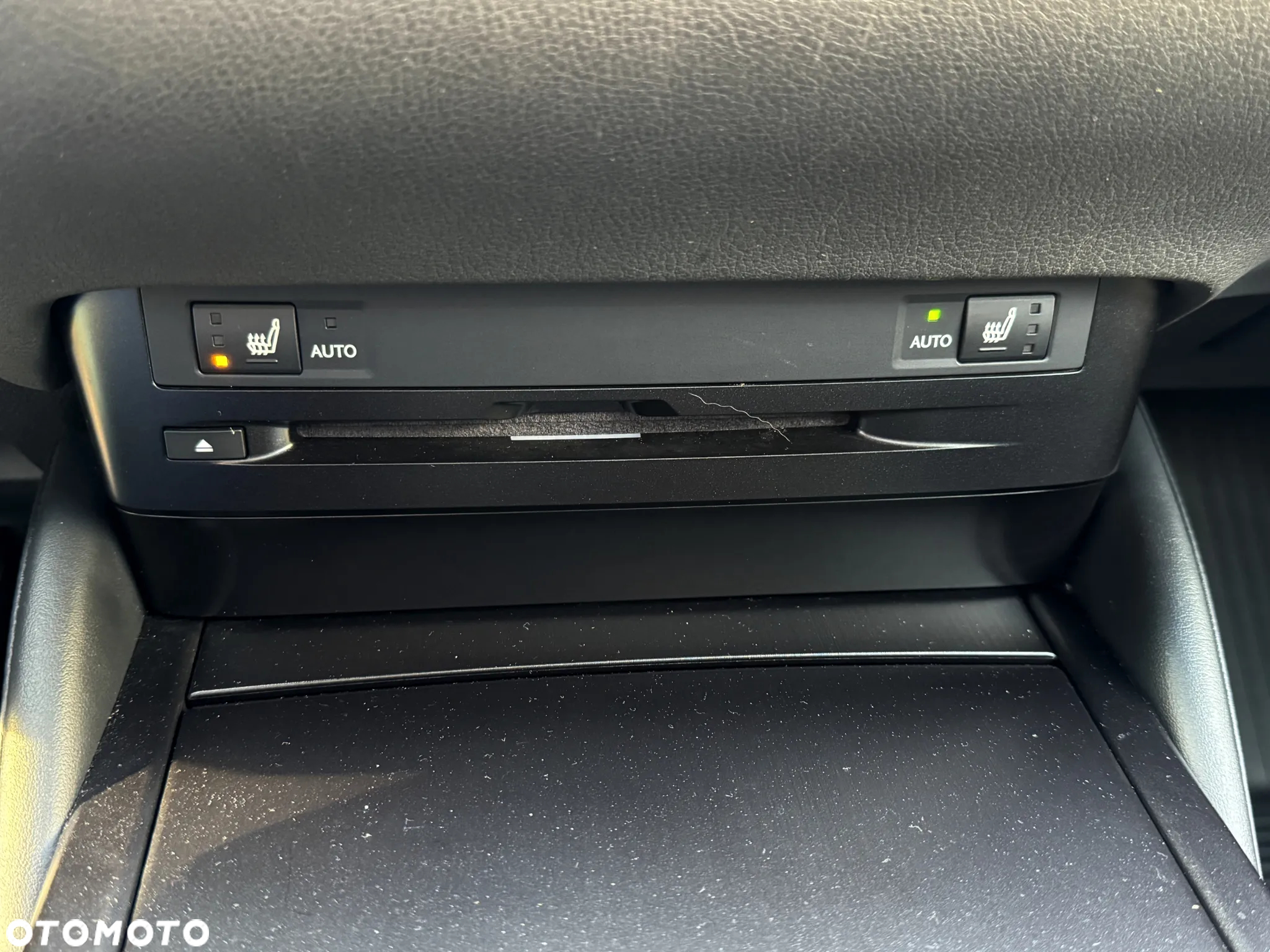 Lexus ES 300h Elegance - 13