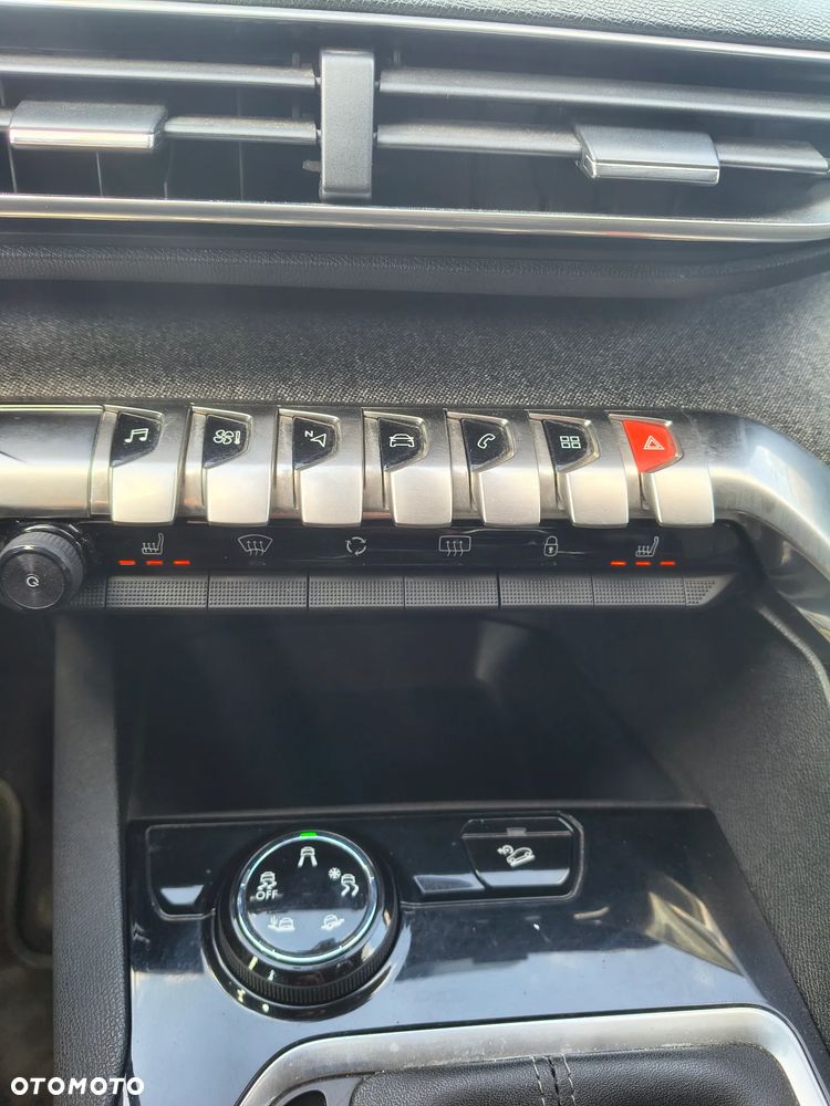 Peugeot 3008 BlueHDi 120 Stop & Start Allure - 17