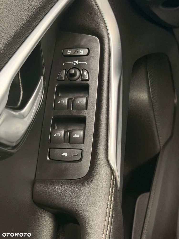 Volvo V40 D2 Linje You - 18