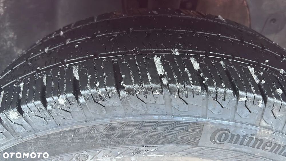 Volkswagen Crafter - 28