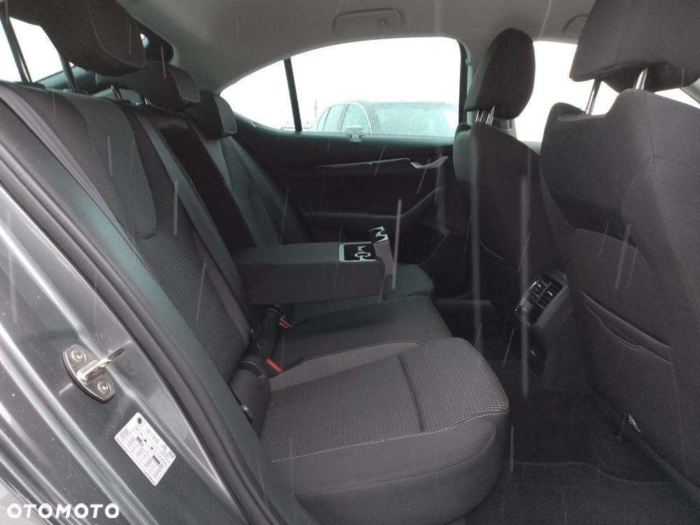 Skoda Octavia 1.5 TSI mHEV DSG Selection - 19