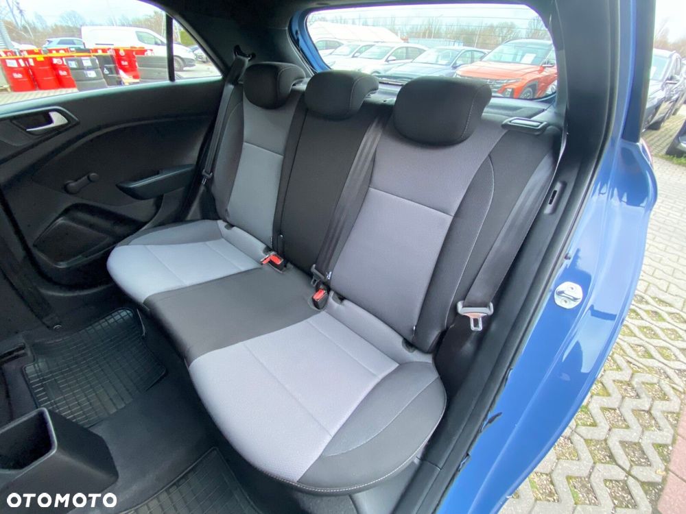 Hyundai i20 1.2 Fresh - 14