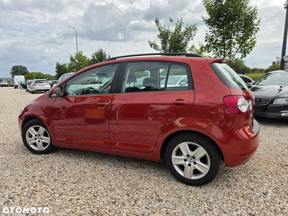 Volkswagen Golf Plus - 12