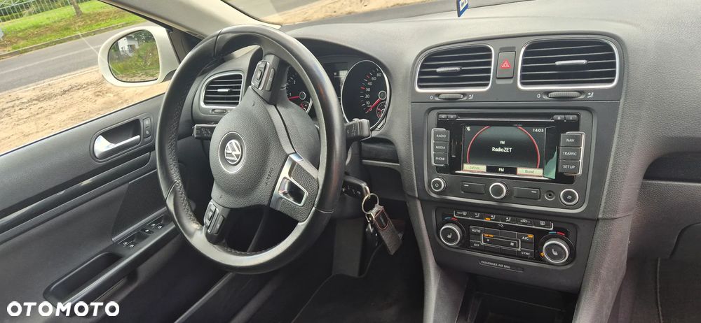 Volkswagen Golf 1.6 TDI BlueMot Comfortline - 4