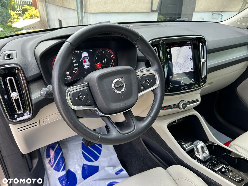 Volvo XC 40 T3 Inscription - 14
