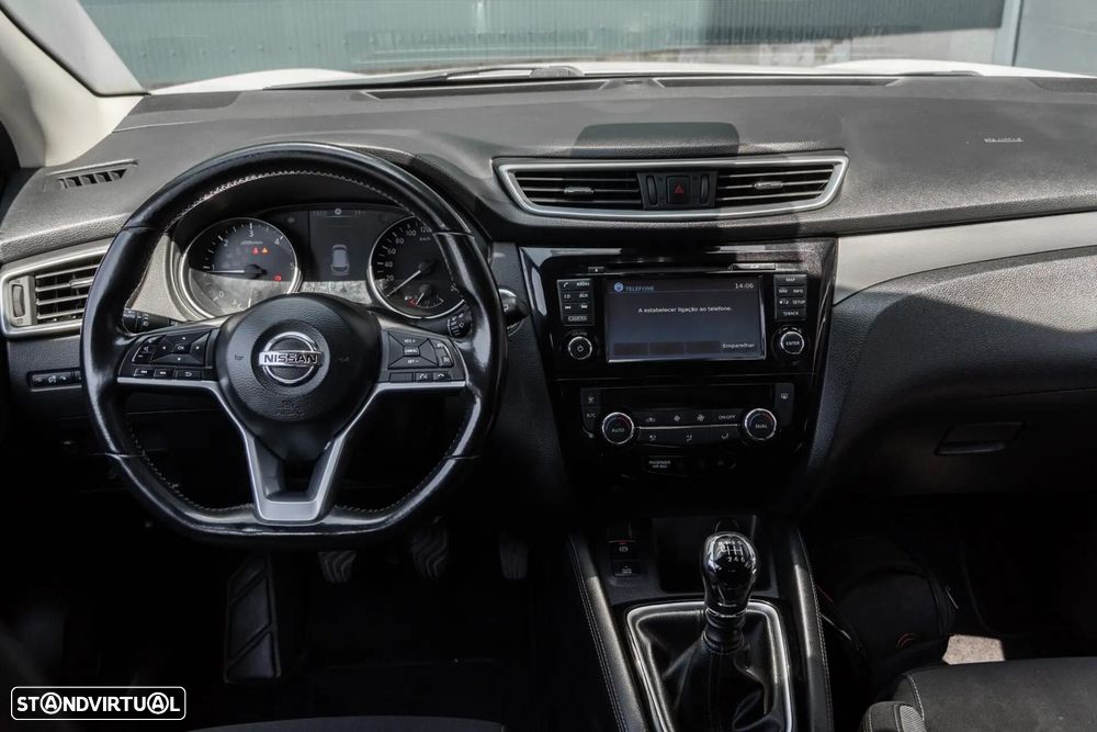 Nissan Qashqai 1.5 dCi N-Connecta J18 - 8