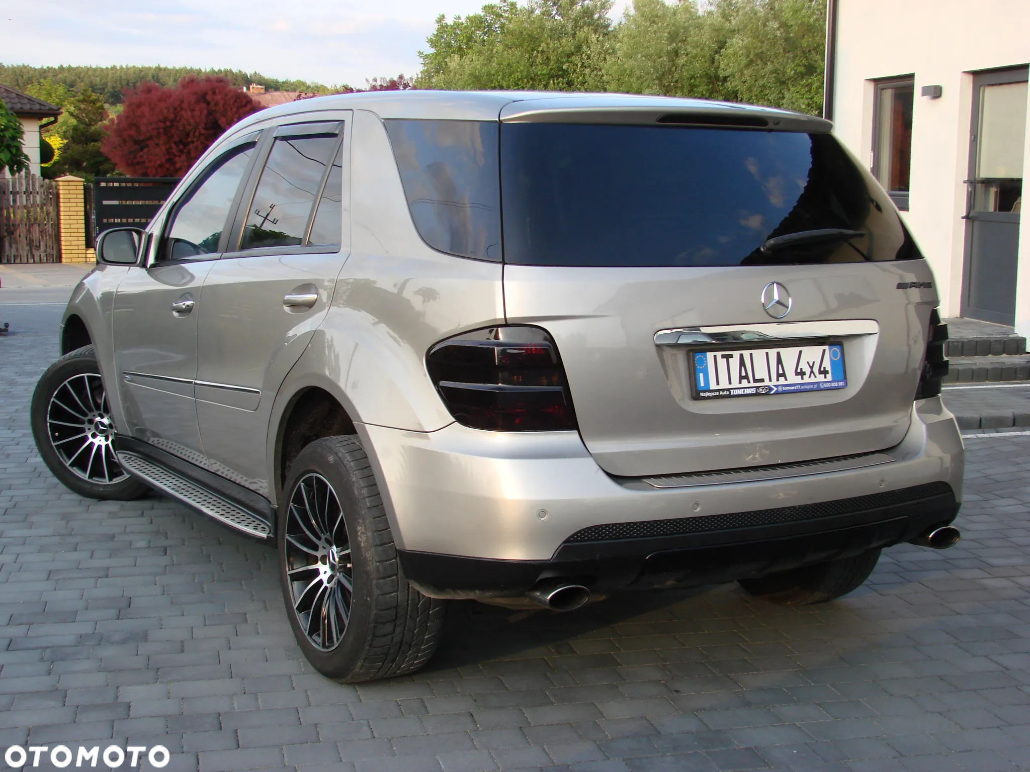 Mercedes-Benz ML - 16