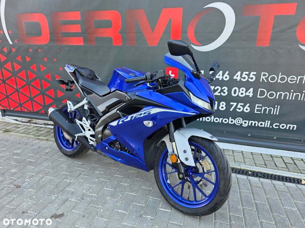 Yamaha YZF - 28