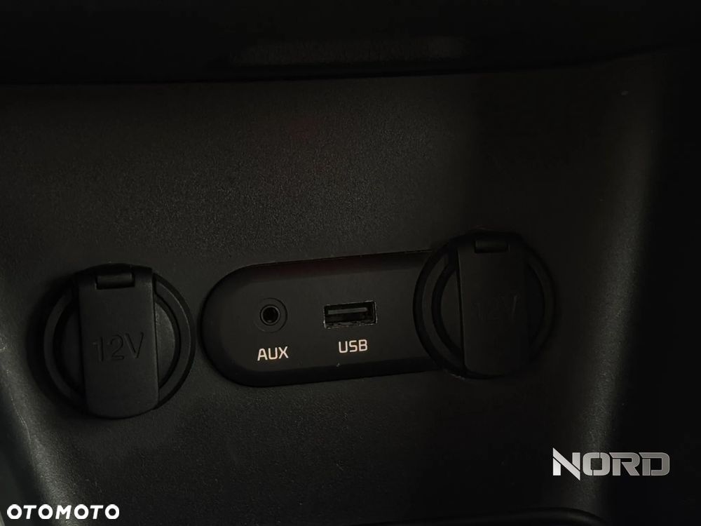 Kia Ceed 1.4 L - 21