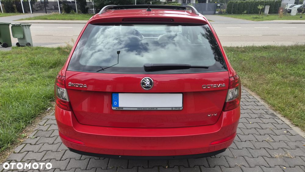 Skoda Octavia 1.6 TDI DPF IMPULS EDITION 4x4 - 5