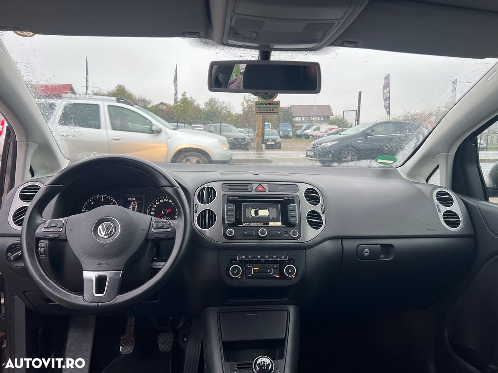 Volkswagen Golf Plus - 9