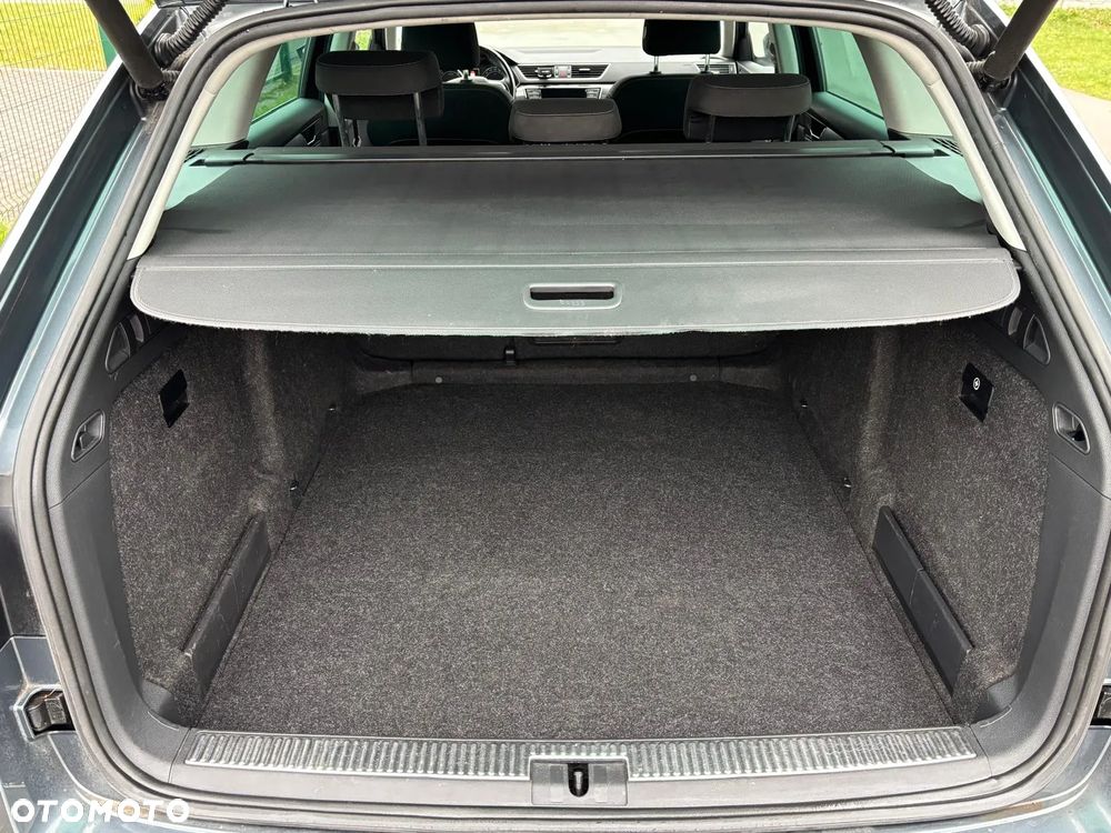 Skoda Superb 2.0 TDI Style DSG7 - 23