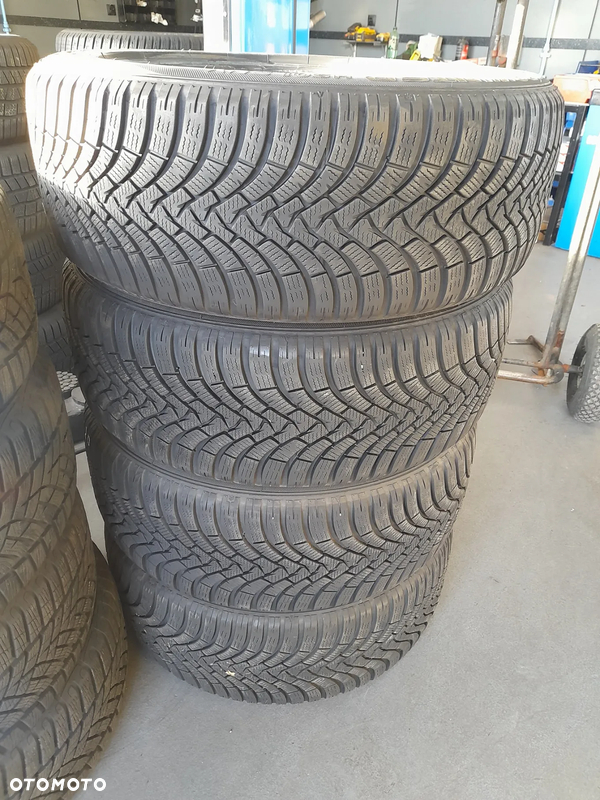 Opony zimowe Falken EuroWinter HS01 SUV 255/45 20 105V XL