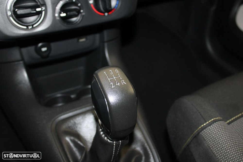 Citroën C3 1.2 PureTech Feel - 19