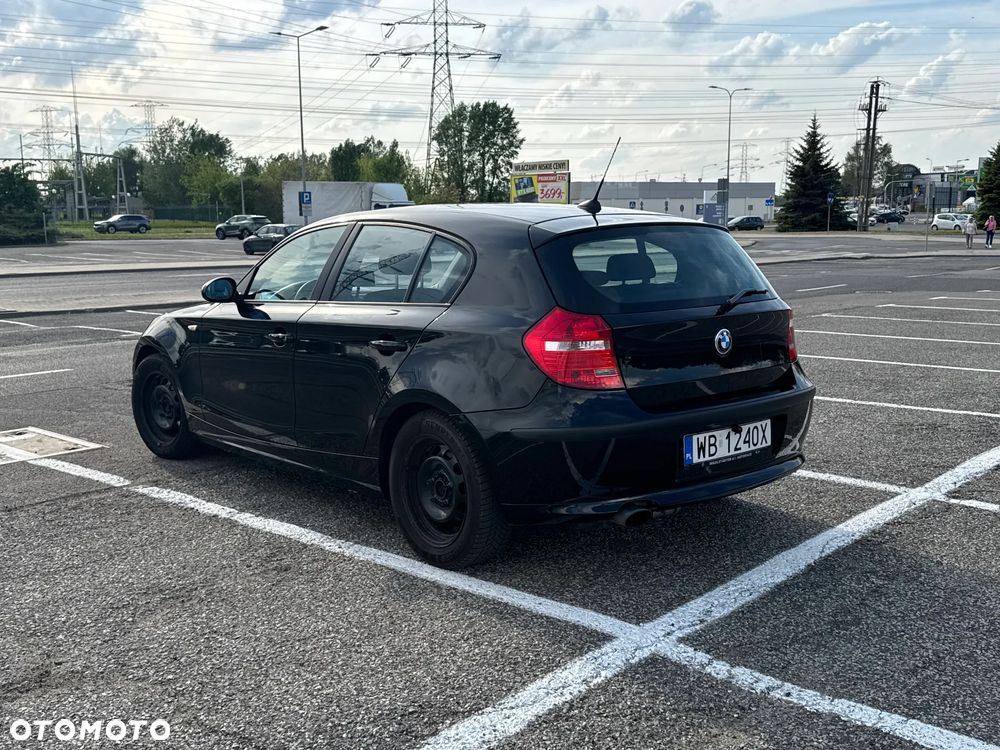 BMW Seria 1 116i - 8