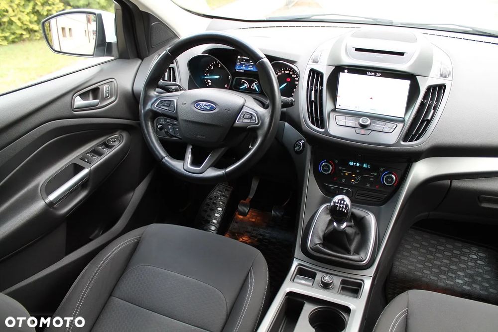 Ford Kuga 2.0 TDCi 2x4 Cool & Connect - 9
