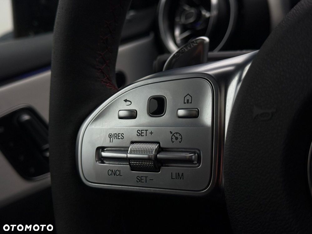 Mercedes-Benz Klasa A 35 AMG 4-Matic 7G-DCT - 16