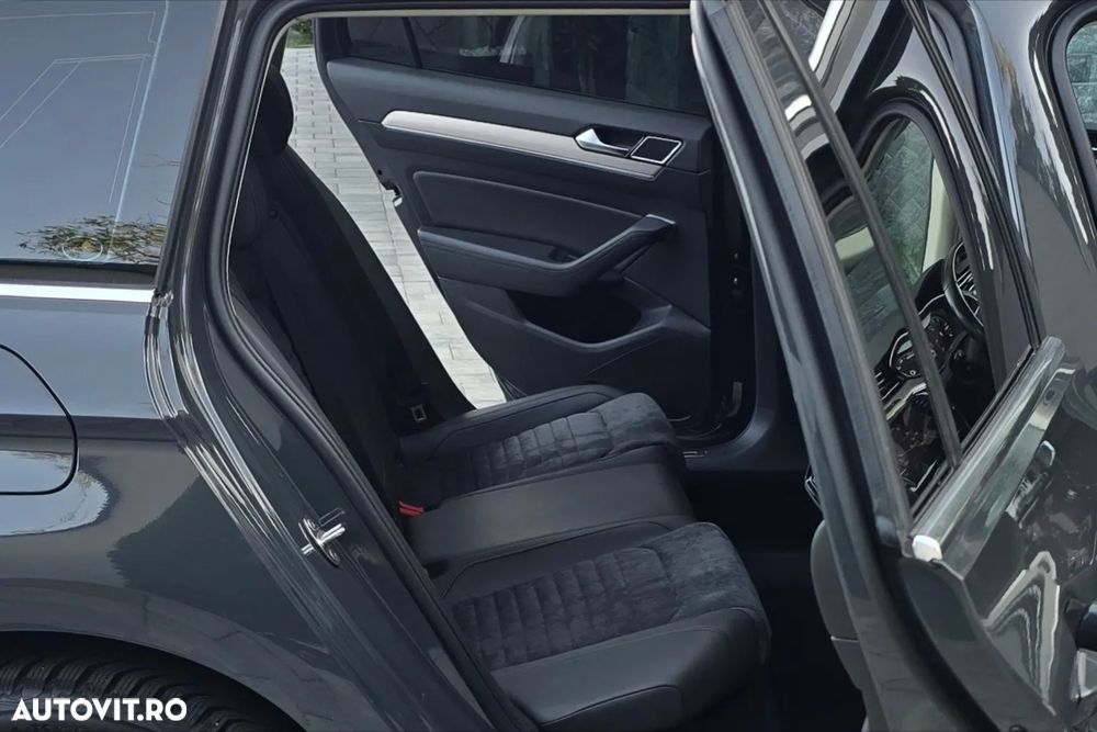 Volkswagen Passat 2.0 TDI DSG Highline - 15