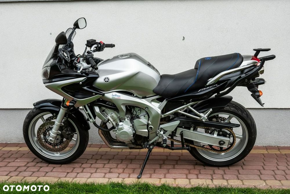 Yamaha FZ - 6