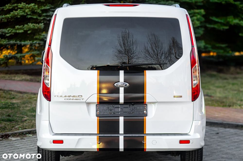 Ford Tourneo Connect - 14