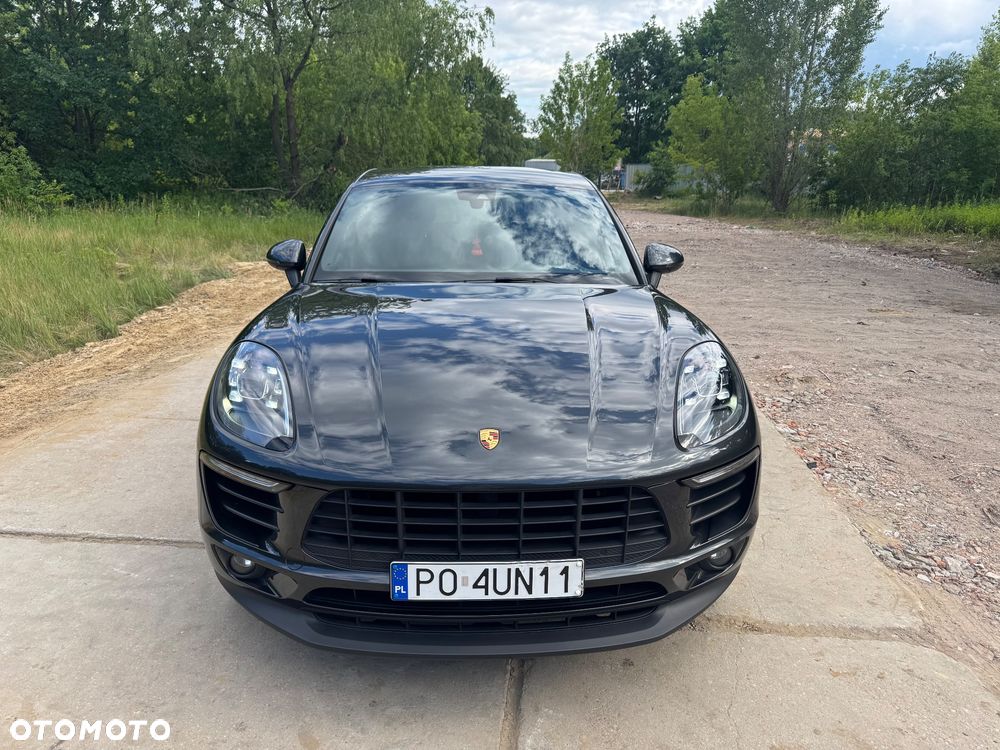 Porsche Macan - 1