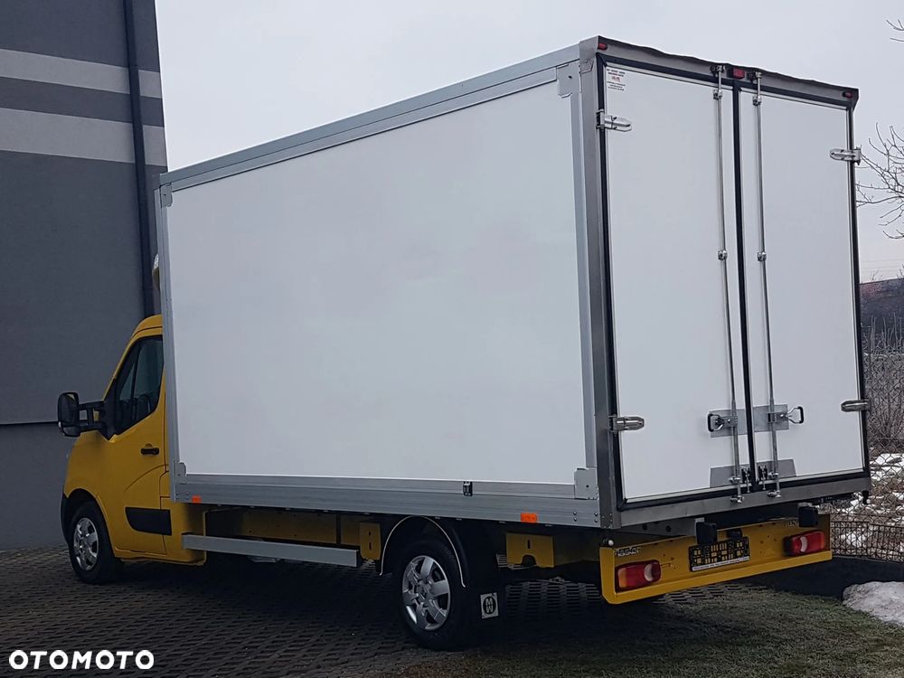 Renault MASTER KONTENER 8EP 4,22x2,25x2,24 KLIMA MANUAL KRAJOWY 6-BIEGÓW - 3