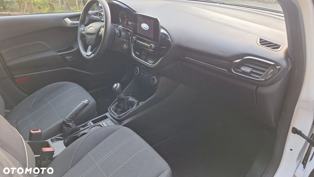 Ford Fiesta 1.1 S&S TREND - 19