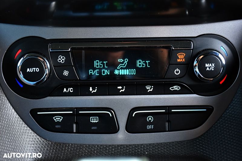 Ford Transit Connect - 14
