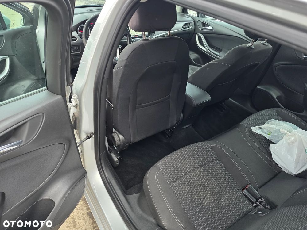 Opel Astra 1.6 CDTI Sport - 7