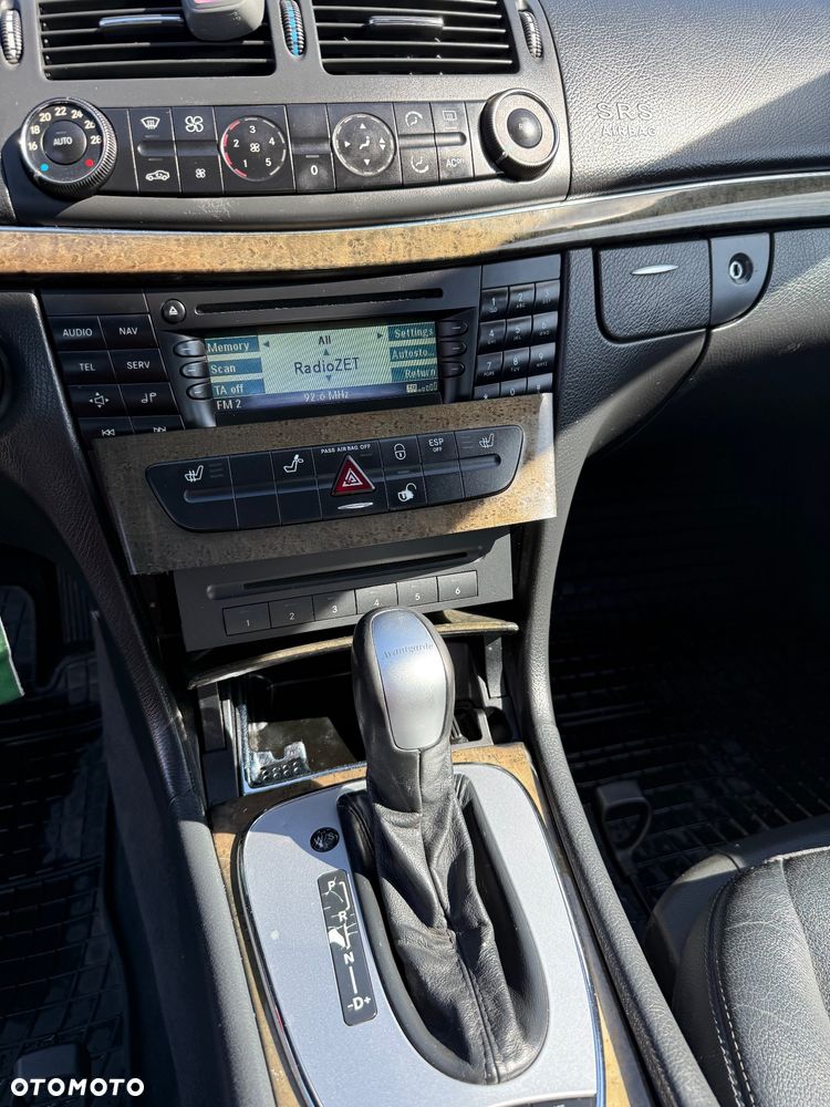 Mercedes-Benz Klasa E 220 CDI Automatik Avantgarde - 24